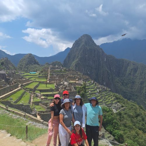 familia en machupicchu